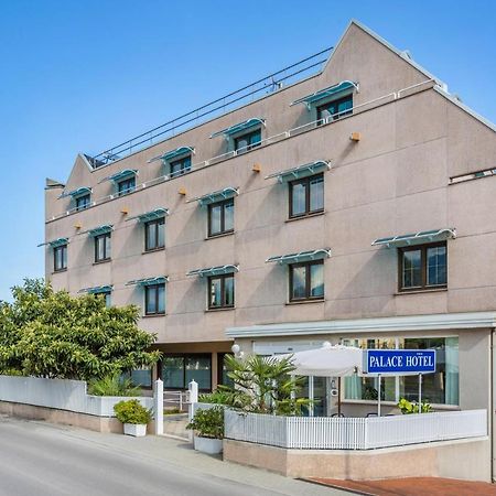 Aviano Palace Hotel Exterior foto